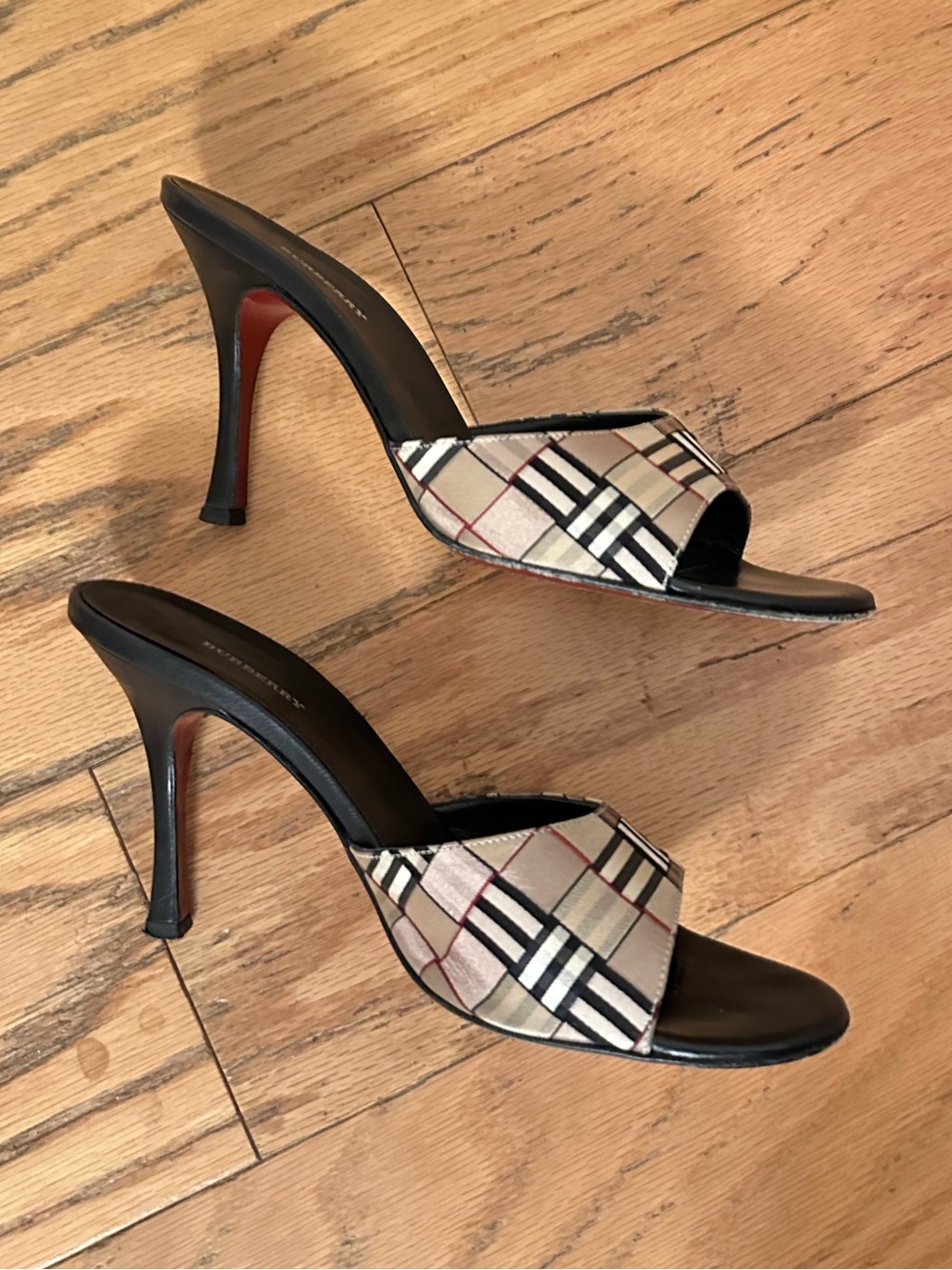 Burberry London Nova Check Plaid Canvas Leather Kitten Heel Slide Sandals 38 - Picture 8 of 15